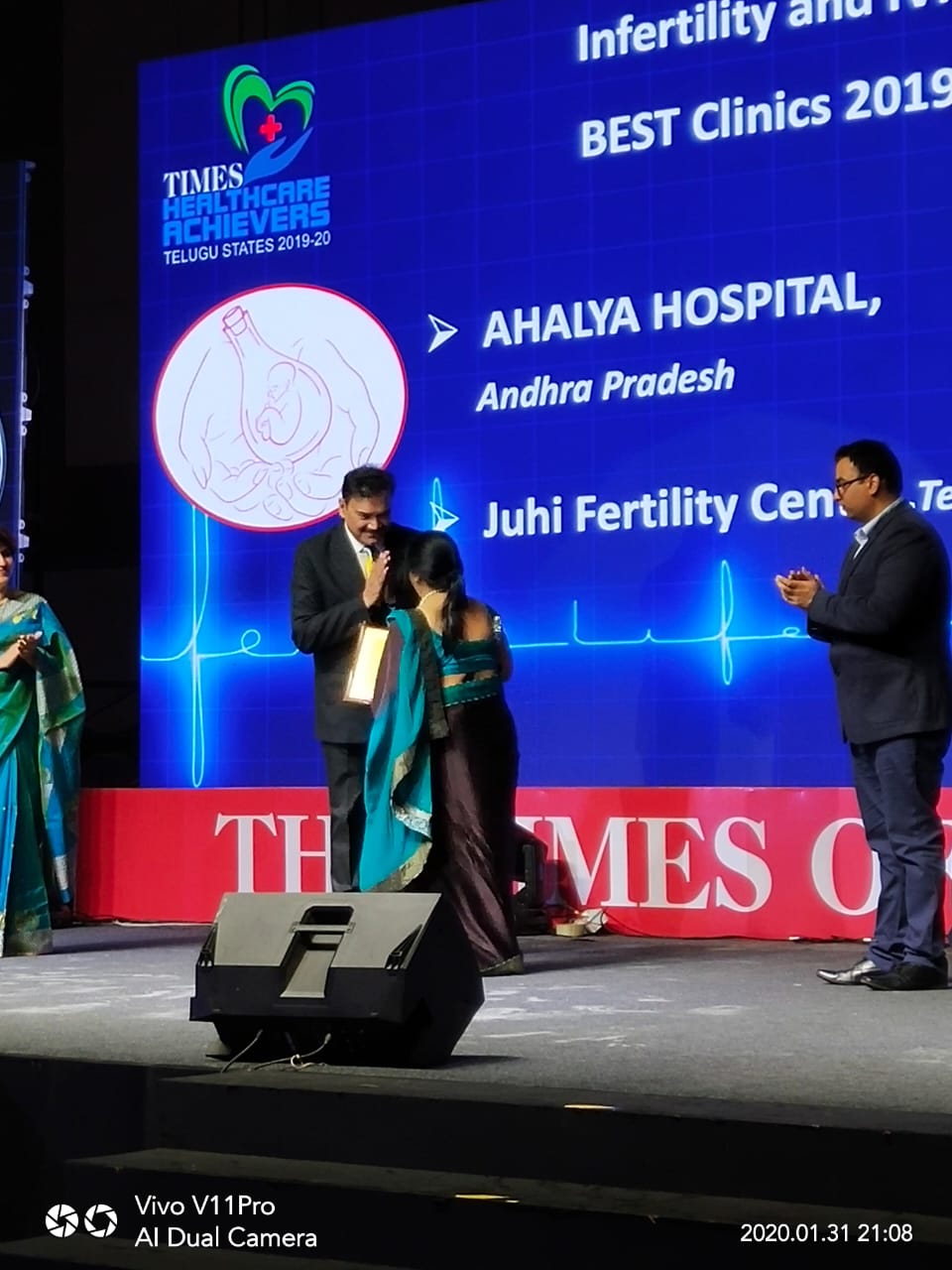 Juhi Award3