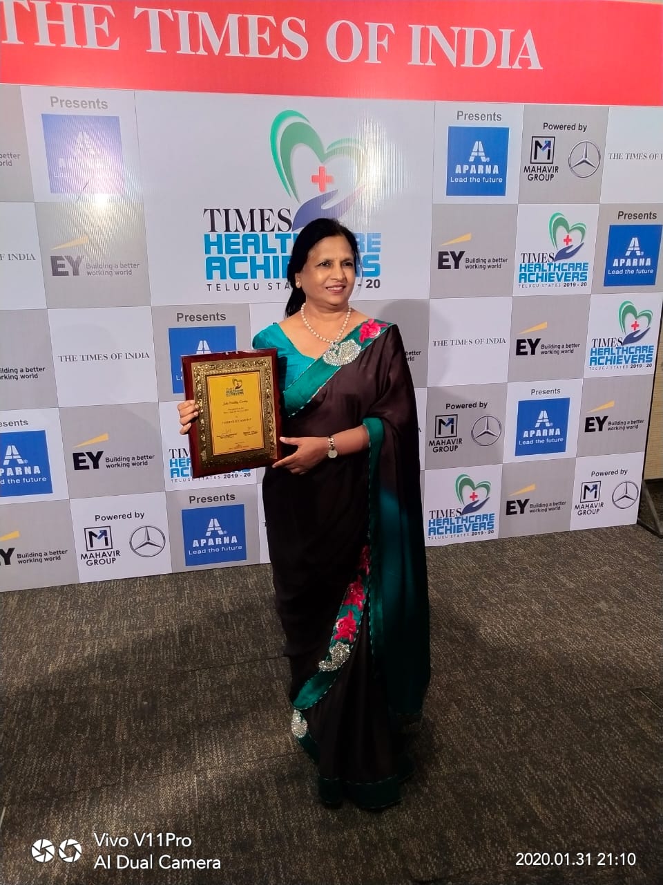 Juhi Award4